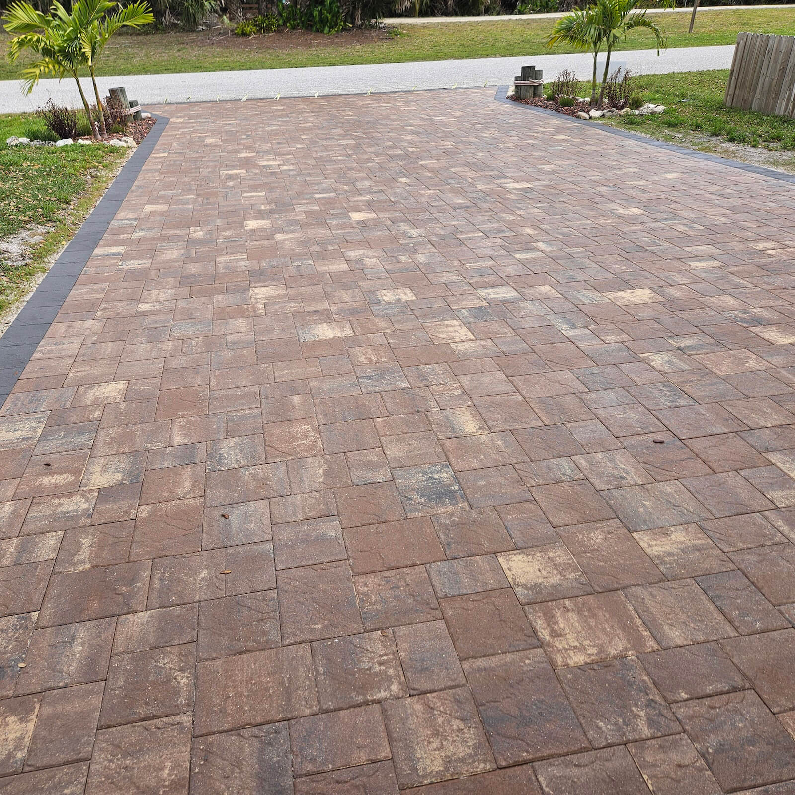 Driveway pavers cleaning Sarasota