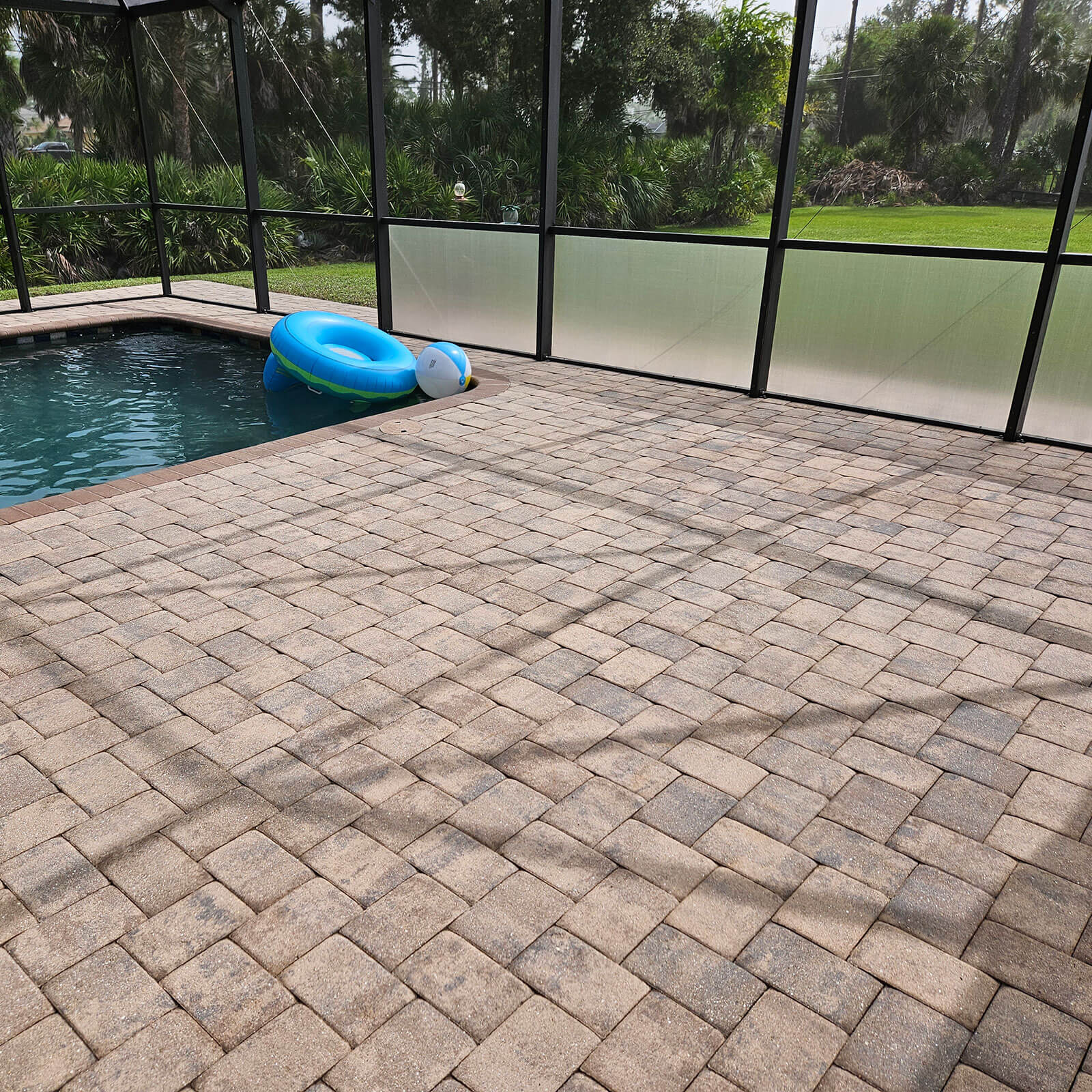 Pool deck Installation Lakewood Ranch