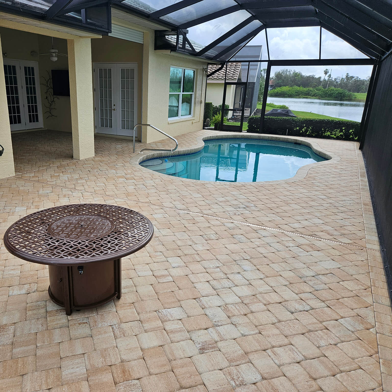 pool deck pressure washing port charlotte