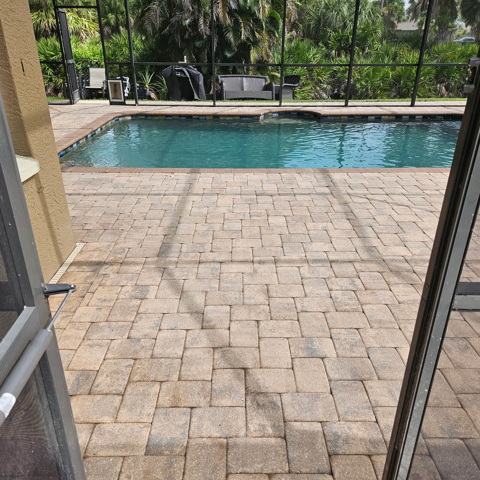 Pool paver sealing Lakewood Ranch